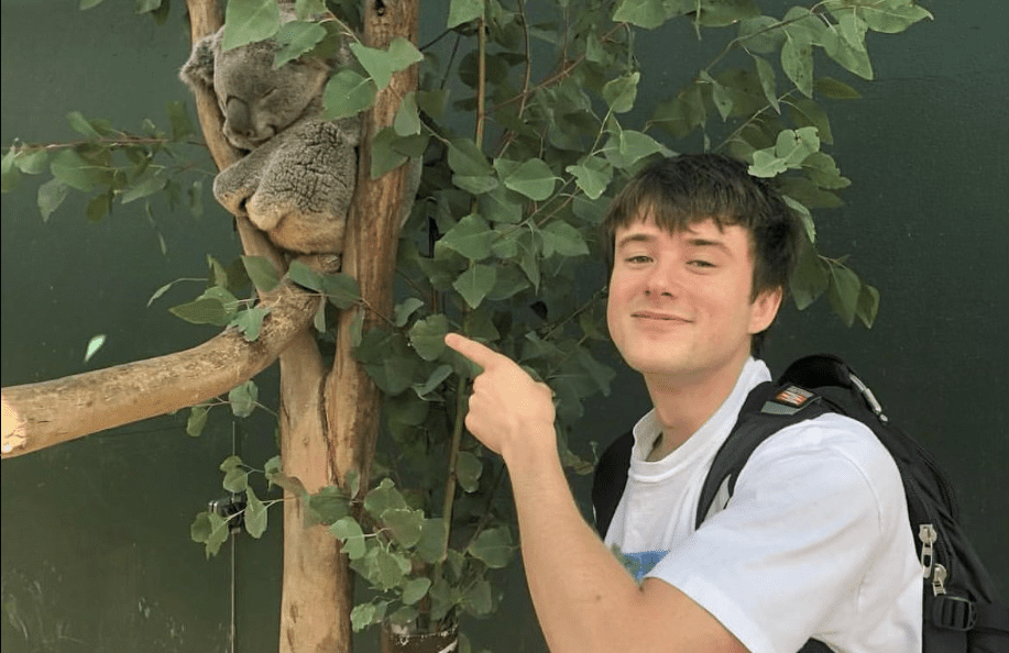 Alec Benjamin Net Worth